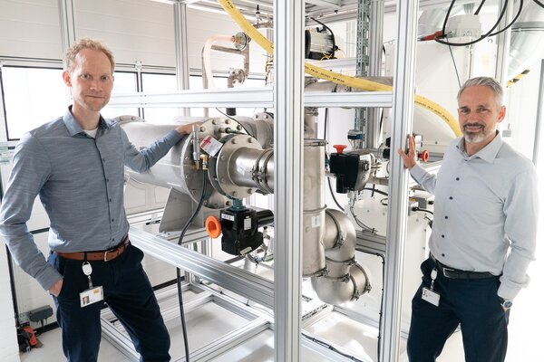 Hengst Filtration holt das CO2 aus der Luft: Münsteraner Unternehmen präsentiert erste CCU/DAC-Anlage zur Bindung und anschließender Nutzung des Kohlendioxids